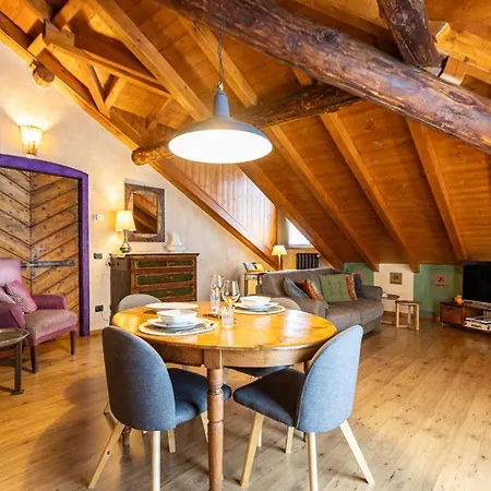 Apartamento L'atelier, Artistc Luxury Apartment, Ac Wifi, Garage, Arona